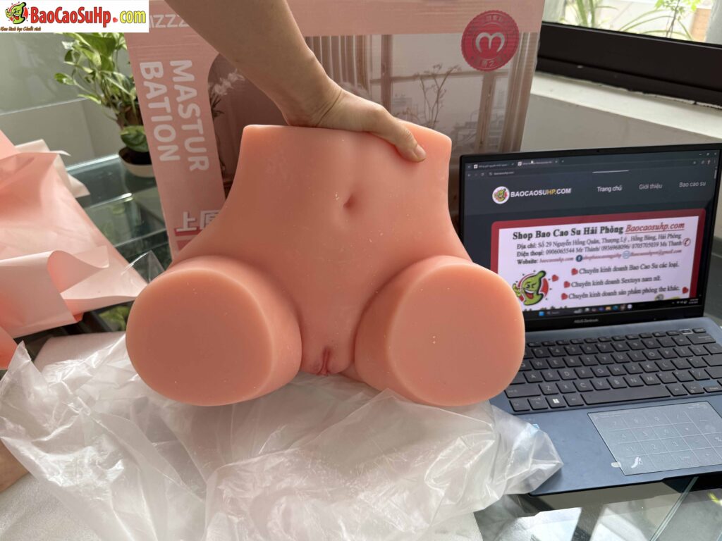 Mong gia nguyen khoi Japan Uehara Hori 10kg nhu mong that 3 1024x768 - Mông Giả Nguyên Khối Japan Queenie 10kg: Kiệt Tác Mô Phỏng Đỉnh Cao Cho Trải Nghiệm Chân Thực