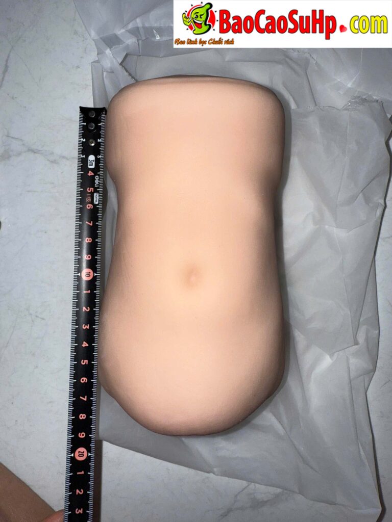 Mông giả mini cầm tay rung hút co bóp phát nhiệt Eleanor 1,5kg mong gia mini cam tay rung hut co bop phat nhiet COC The White Cobras Kiss 15kg 1 768x1024 - Mông giả mini cầm tay rung hút co bóp phát nhiệt Eleanor 1,5kg