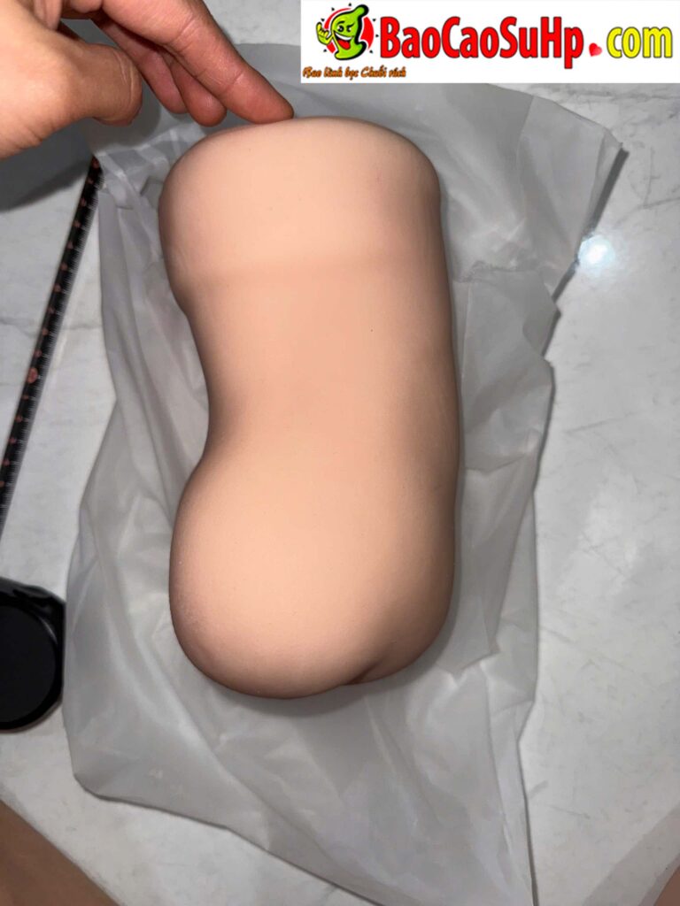 Mông giả mini cầm tay rung hút co bóp phát nhiệt Eleanor 1,5kg mong gia mini cam tay rung hut co bop phat nhiet COC The White Cobras Kiss 15kg 2 768x1024 - Mông giả mini cầm tay rung hút co bóp phát nhiệt Eleanor 1,5kg