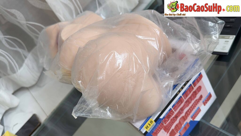 review mong gia Japan Mizzzee Girl Impression Tokyo Fuan 8 1024x576 - Bộ mông Idol Japan Mizzzee Girl Namiko phiên bản mini 2.5kg giá tốt